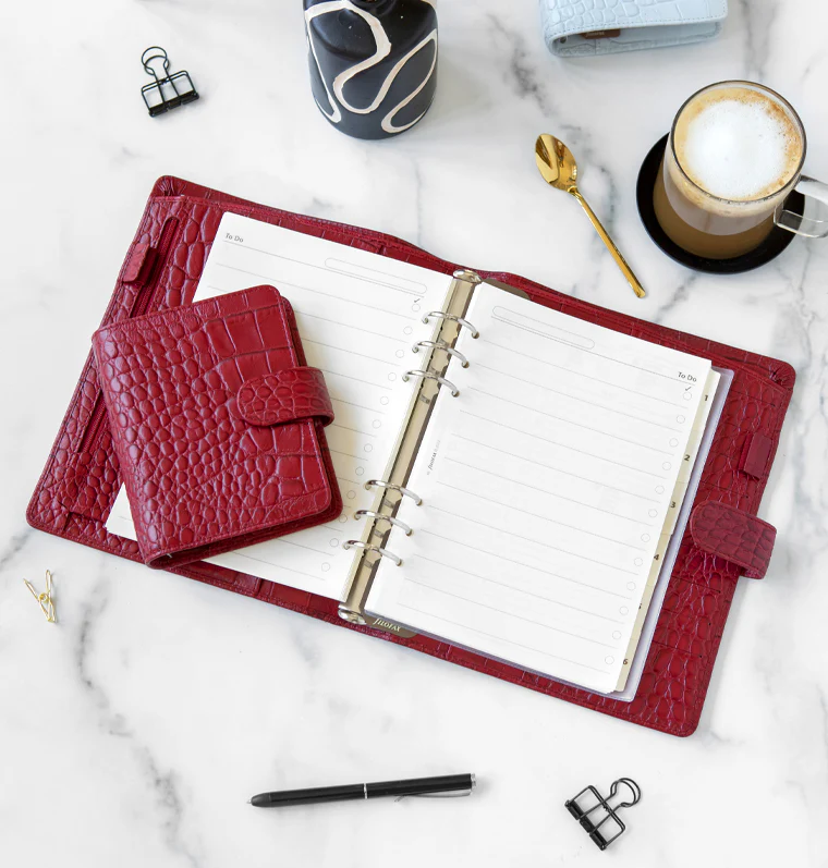 Classic Croc A5 Leather Organizer - Image 16