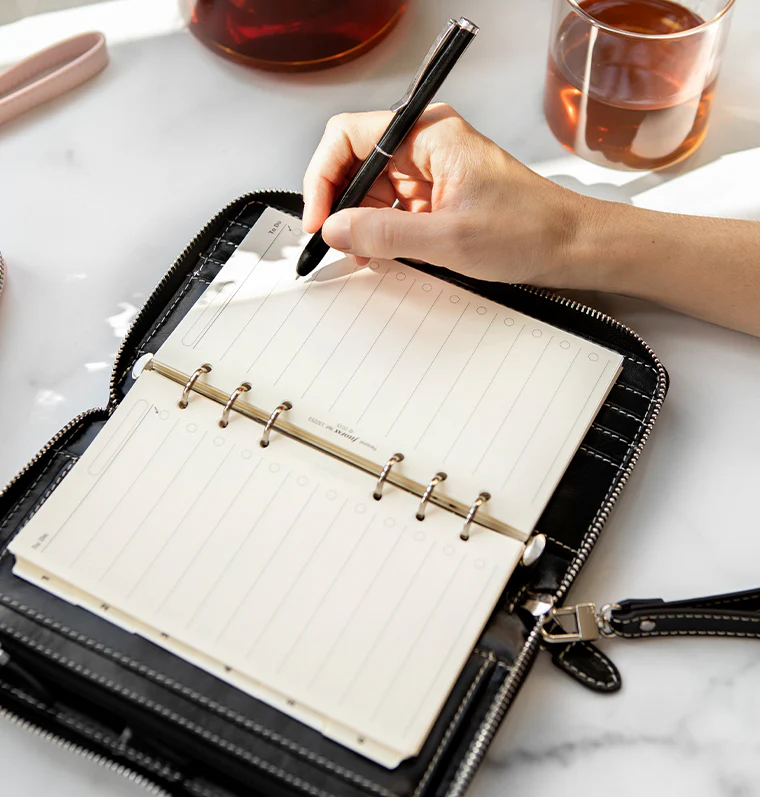 Malden Personal Compact Zip Leather Organizer - Image 10