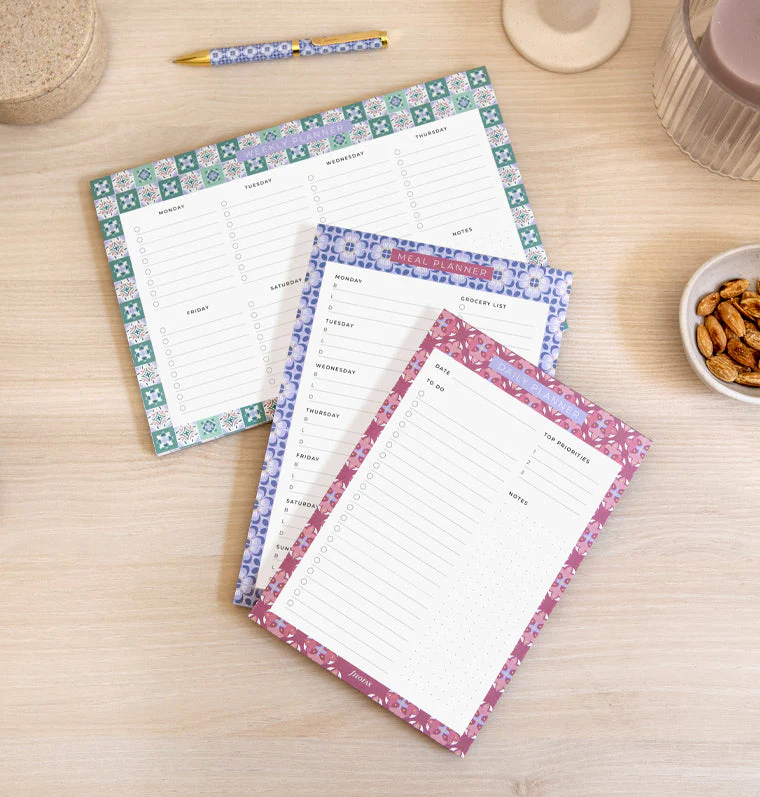 Mediterranean Meal Planner Notepad with Magnet - Image 6