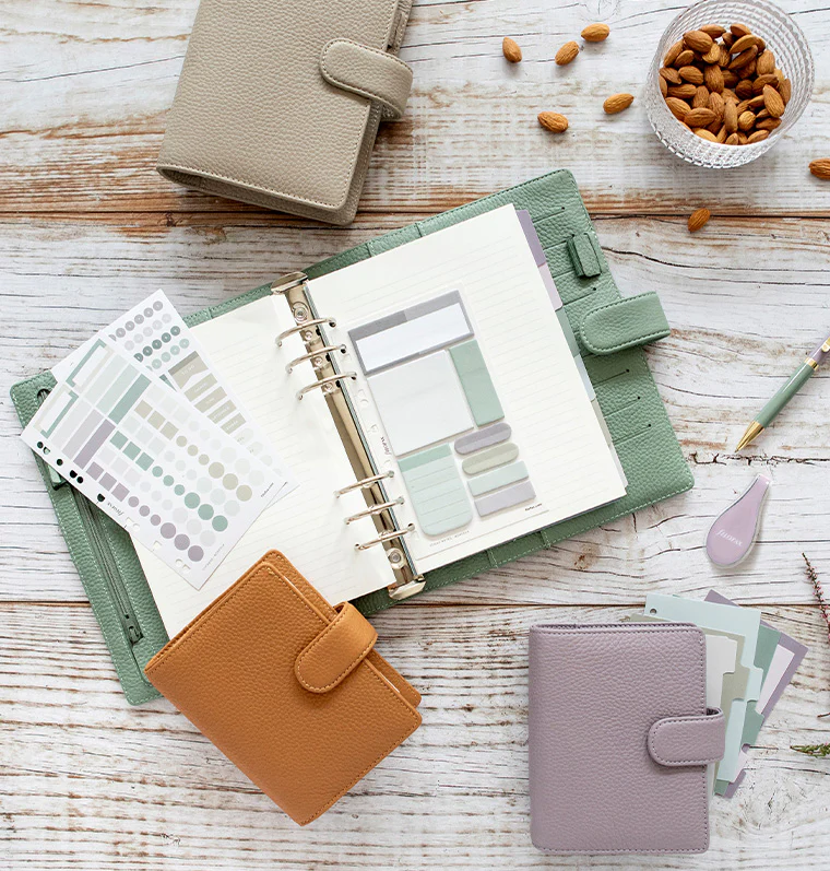 Norfolk A5 Leather Organizer - Image 11