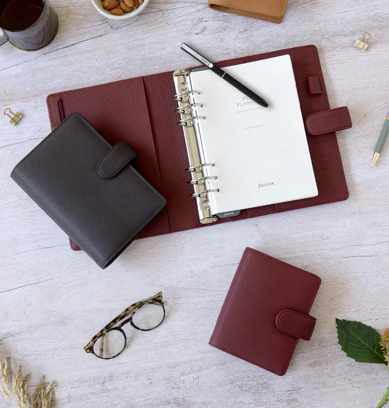 Norfolk Personal Leather Organizer - Image 33